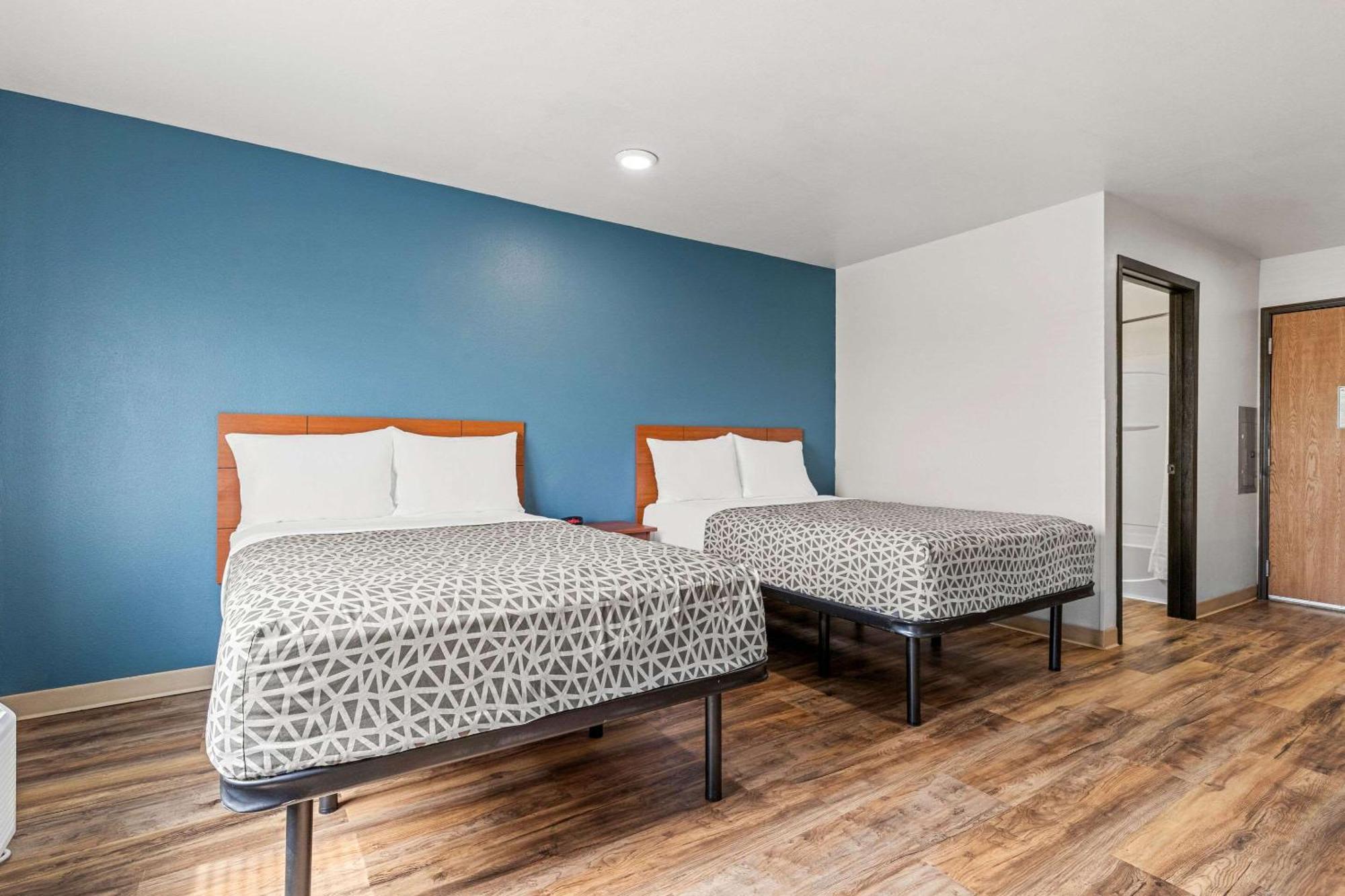 Woodspring Suites Tulsa Bagian luar foto