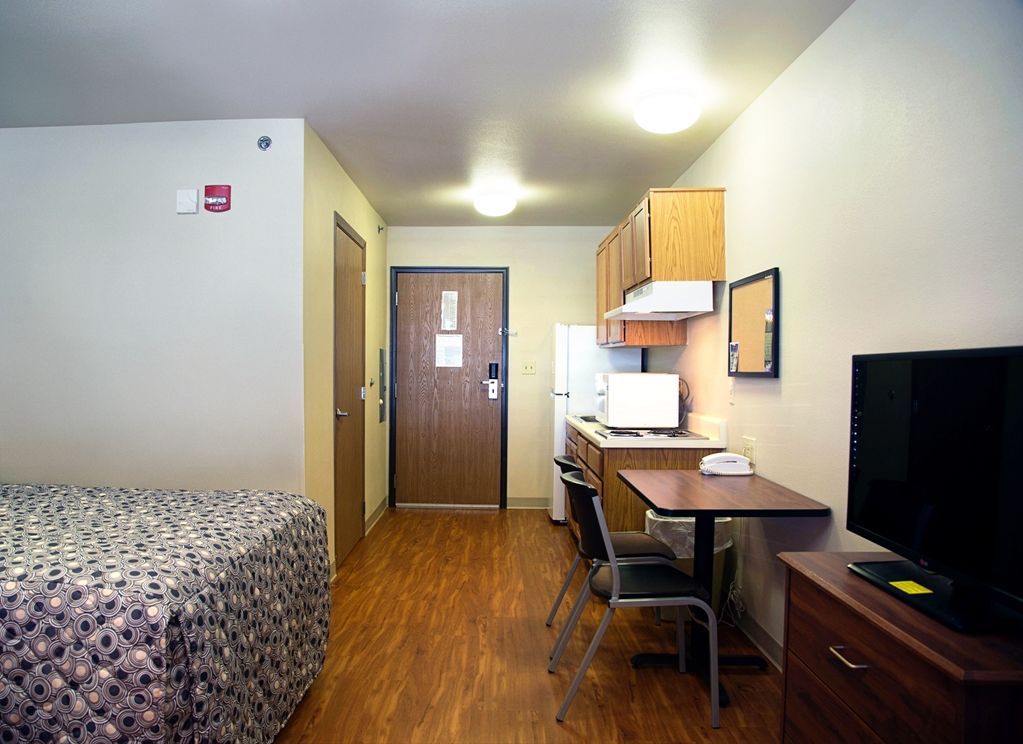 Woodspring Suites Tulsa Ruang foto